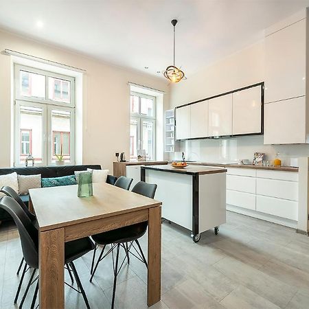 Red Brick Apartment Centrum Łódź Extérieur photo