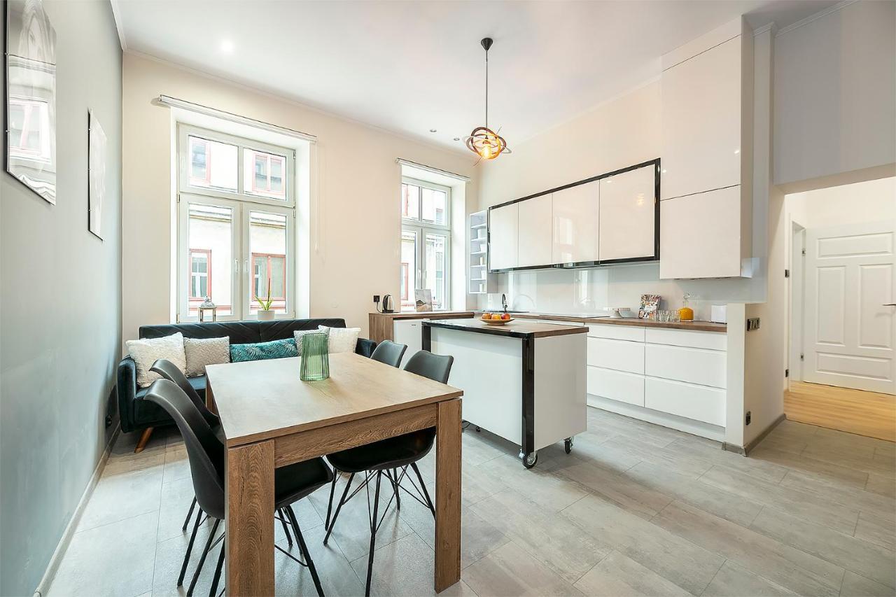 Red Brick Apartment Centrum Łódź Extérieur photo